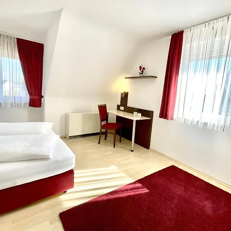 Jaeger Tatil Evi *